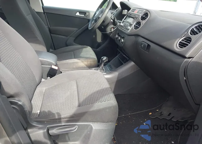 WVGAV7AX7BW528625: 42285050