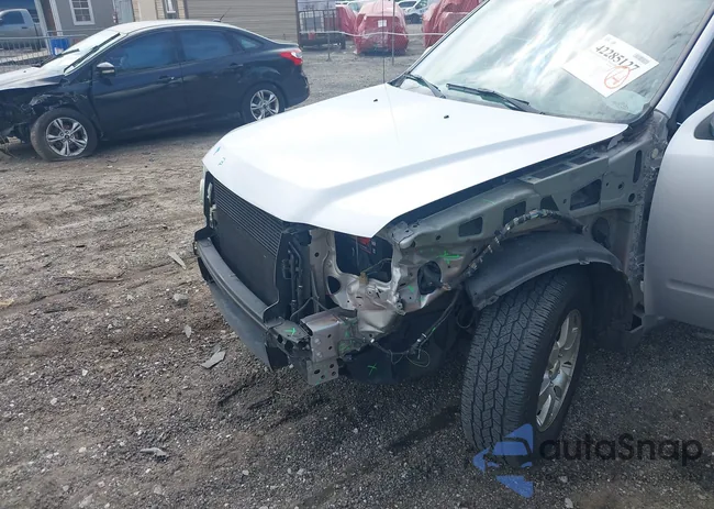 1FMCU0EGXBKB84924: 42285127