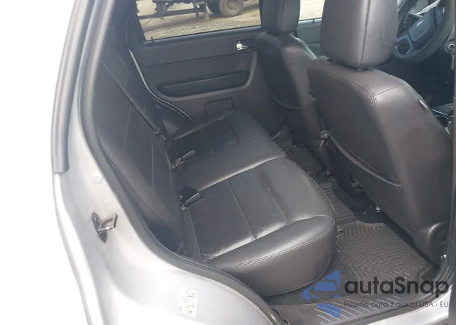 1FMCU0EGXBKB84924: 42285127