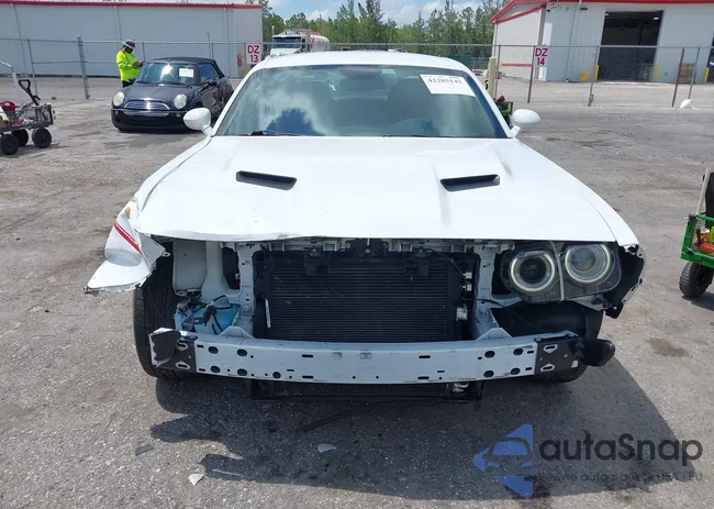 2C3CDZAG4HH572900: 42285142