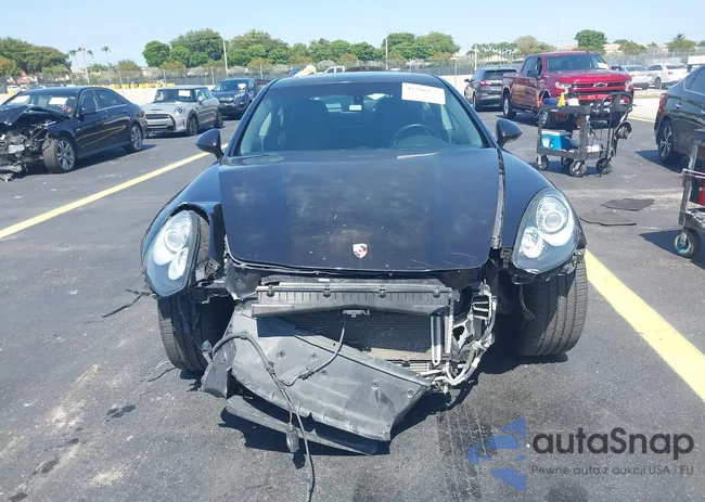 WP0AA2A70EL015094: 42286272