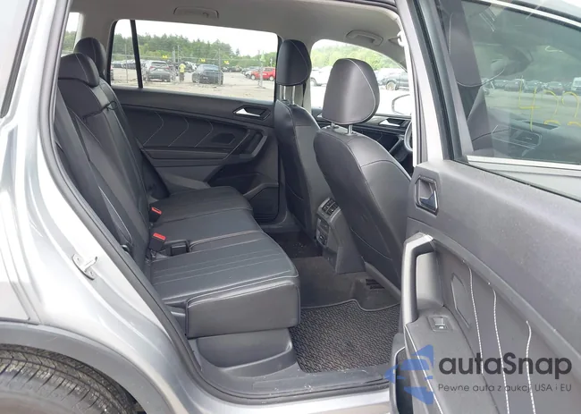 3VV2B7AX0NM158691: 42286425