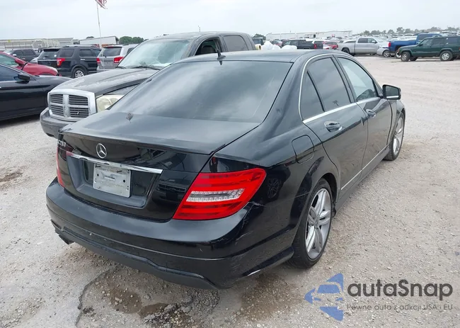 WDDGF4HB0DR296803: 42286512