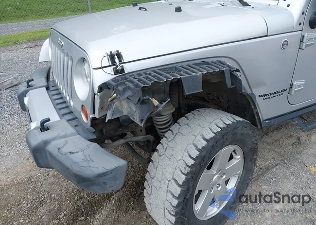 1J4BA5H19BL506812: 42286533