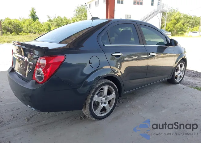 1G1JE5SBXF4117483: 42286547