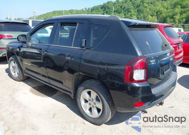 1C4NJCEA3GD715153: 42286706