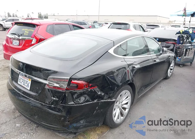 5YJSA1E28JF266701: 42286757