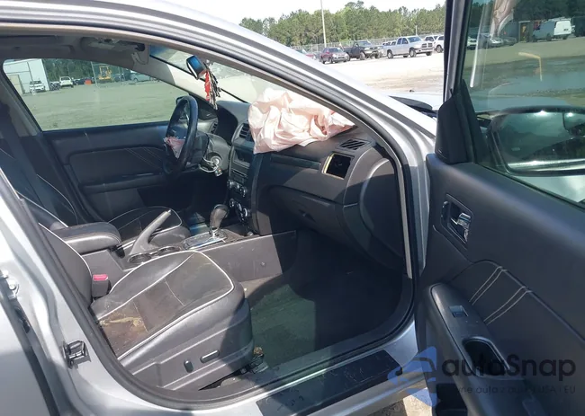 3FAHP0JG8CR128264: 42285813