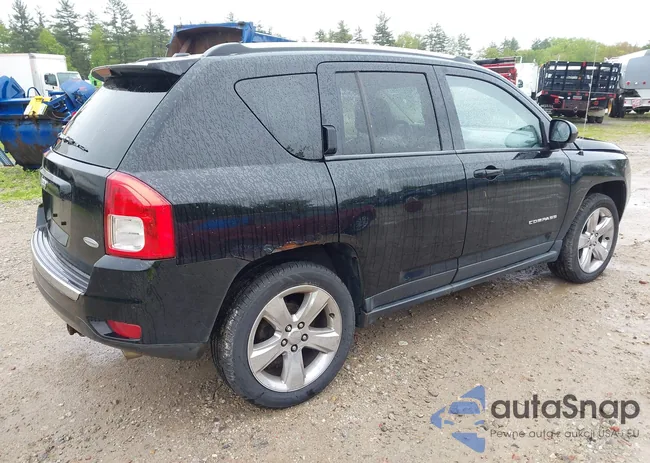 1C4NJDCB0DD281352: 42285829