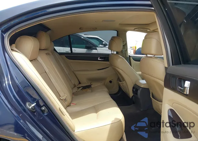 KMHGC46E79U022773: 42285930