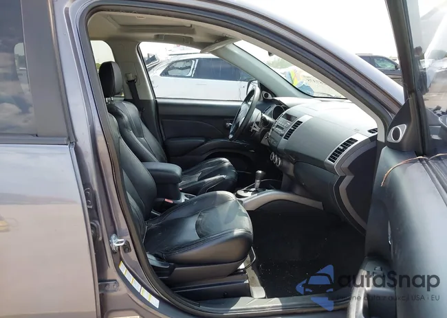 JA4MS41X58Z017246: 42287375