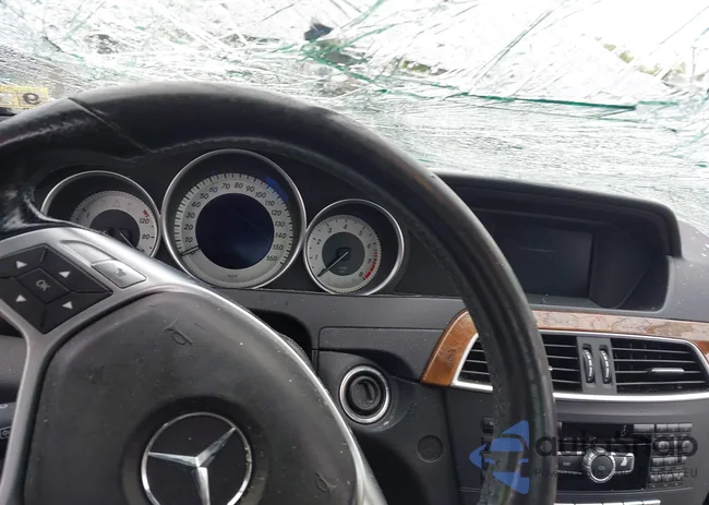 WDDGF4HB2CR237492: 42287700