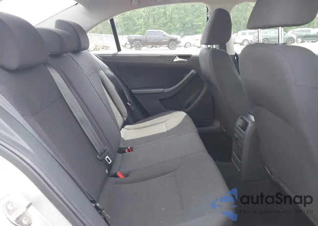 3VW2K7AJ0FM409329: 42287709