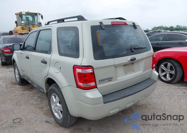 1FMCU02Z08KD66114: 42288231