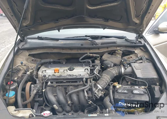 1HGCP2F3XAA077574: 42288248