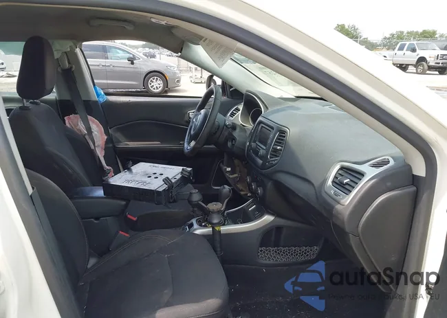 3C4NJCAB5JT263450: 42288257