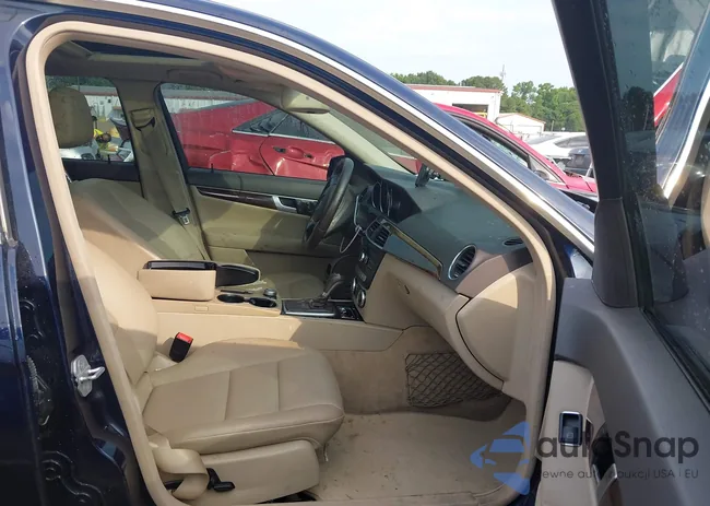 WDDGF8AB8EA963828: 42288372