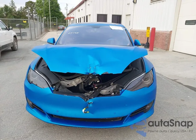 5YJSA1DP5DFP25345: 42288379