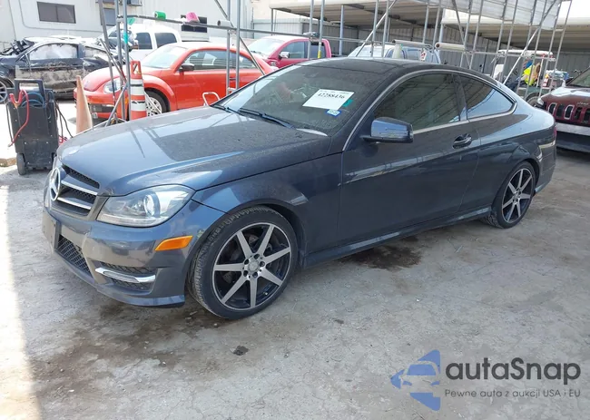 WDDGJ4HBXFG390555: 42288436