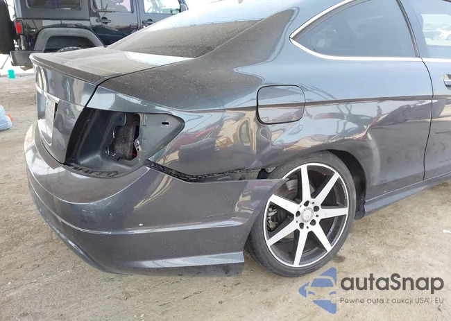 WDDGJ4HBXFG390555: 42288436