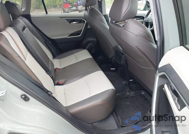 2T3J1RFV2NW267281: 42288668