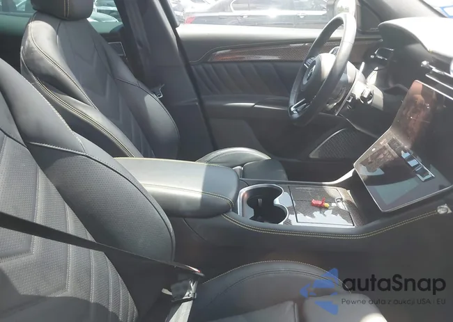 ZN682AVM0P7433929: 42288702