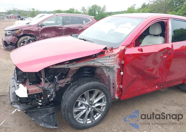 JM3KFBEM1S0653669: 42287904