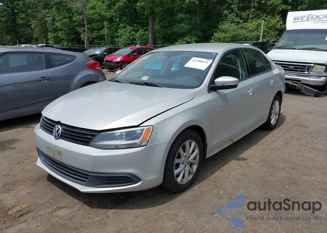 3VWDX7AJ0BM367281: 42288075