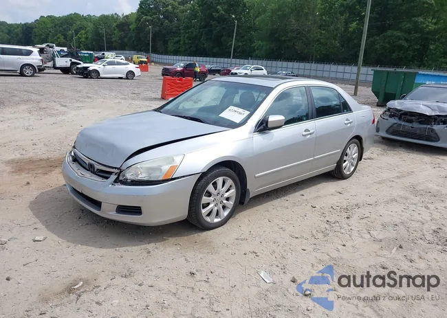 1HGCM66536A063170: 42289365