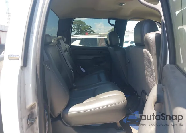 1GCHC23U35F949373: 42289580