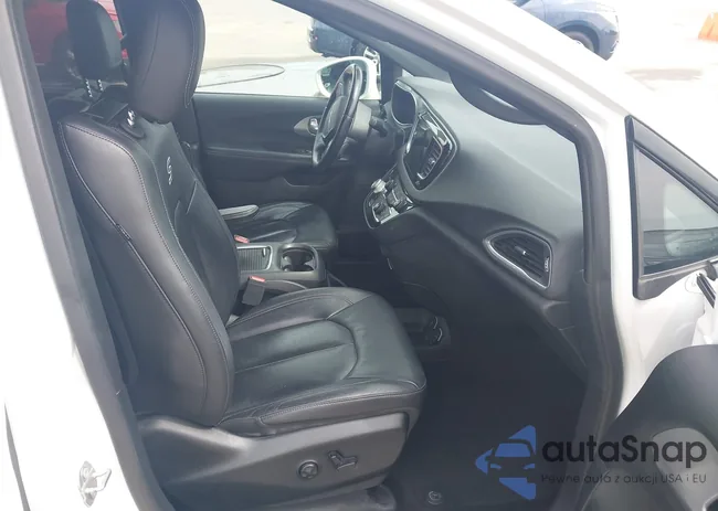 2C4RC1EG2JR292994: 42289603