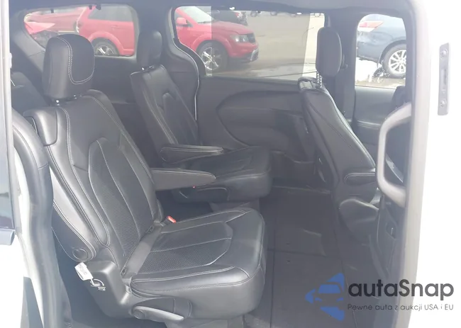 2C4RC1EG2JR292994: 42289603