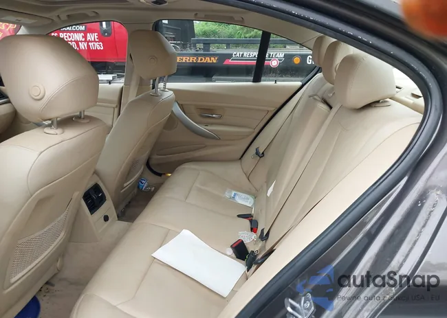 WBA3A5G53DNP24506: 42289668