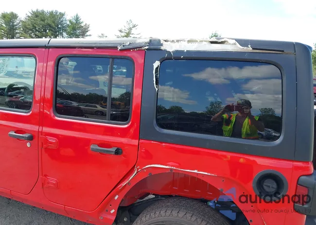 1C4HJXDG8JW103245: 42289687