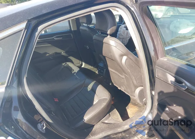 3FA6P0LU4GR125538: 42289702