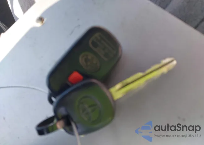 4T3ZF13C8YU197573: 42289728