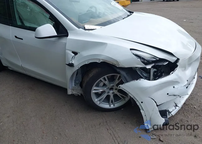 5YJYGAED8MF173496: 42289775