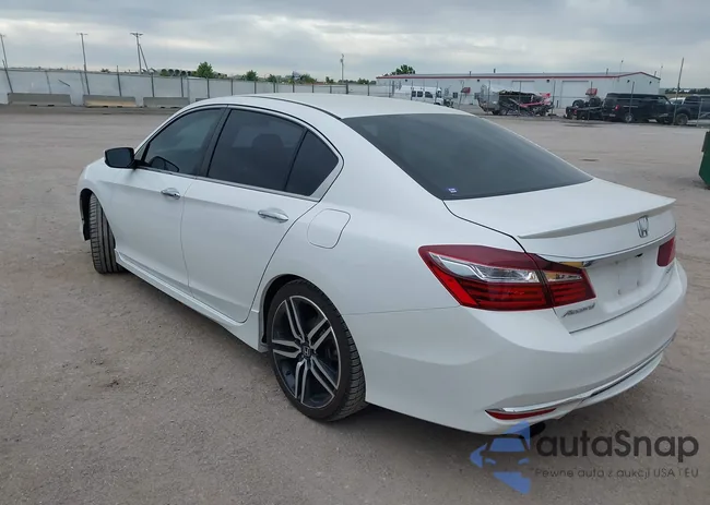 1HGCR2F64GA015830: 42288896