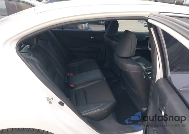 1HGCR2F64GA015830: 42288896