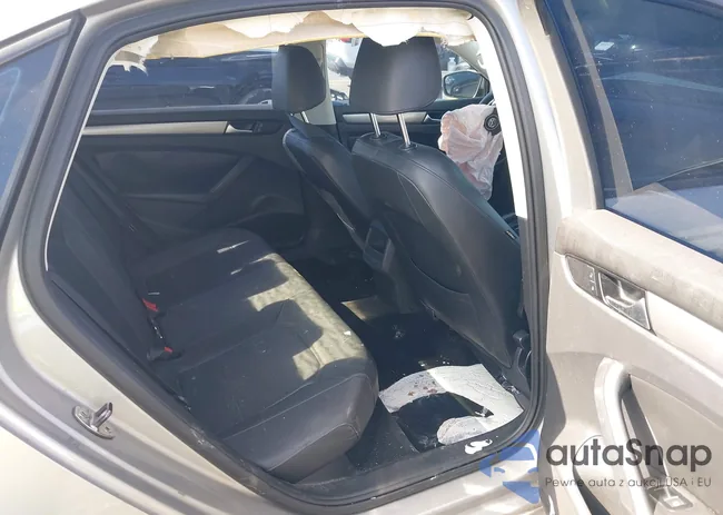 1VWAT7A33EC068969: 42288942