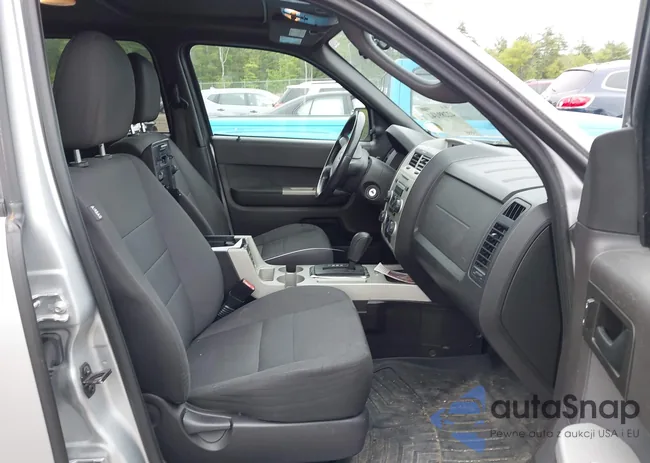 1FMCU9D72BKA46722: 42289141