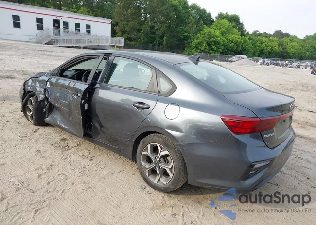 3KPF24AD9ME347076: 42289157