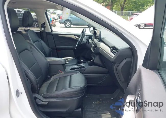 1FMCU9H68NUA07255: 42290299