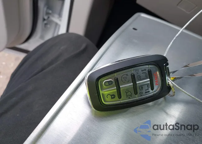 2C4RC1GG8PR532930: 42290352