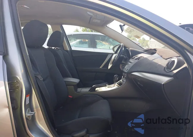 JM1BL1S68A1101855: 42290523