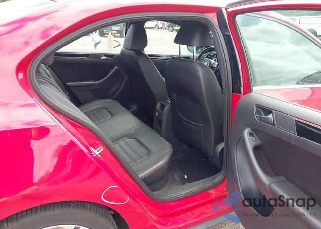 3VW4T7AJ5GM299529: 42290580