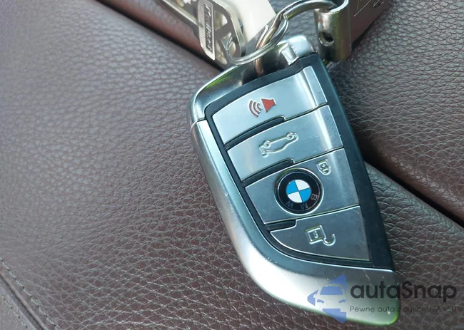 5UXKR0C54J0X94152: 42290653