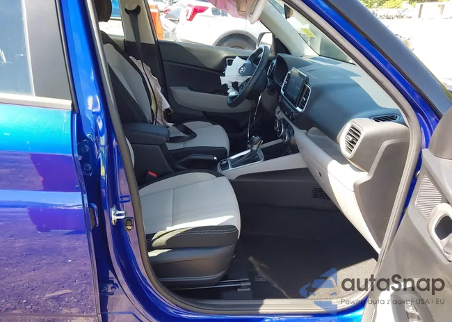 KMHRC8A39RU324295: 42290771