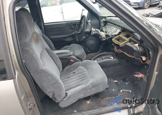 1GCCS195518156341: 42290799