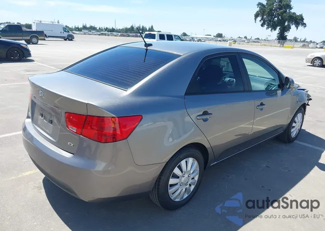 KNAFU4A22D5668152: 42289825